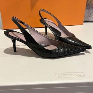 Kenneth Cole dress crocodile style black sling back shoes